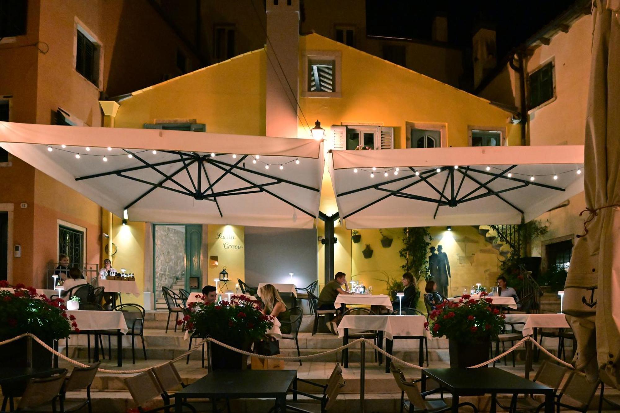 Bohemian Rhapsody Rovinj Exterior foto